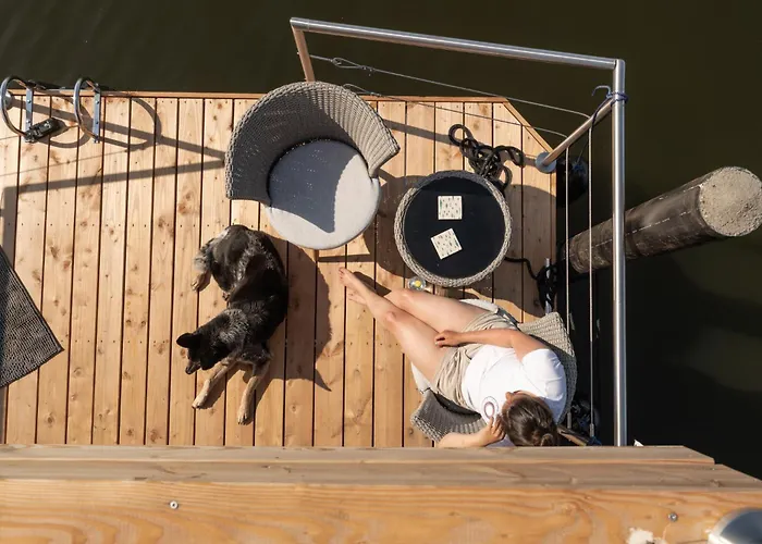 Hausboot Helena Ferienhaus